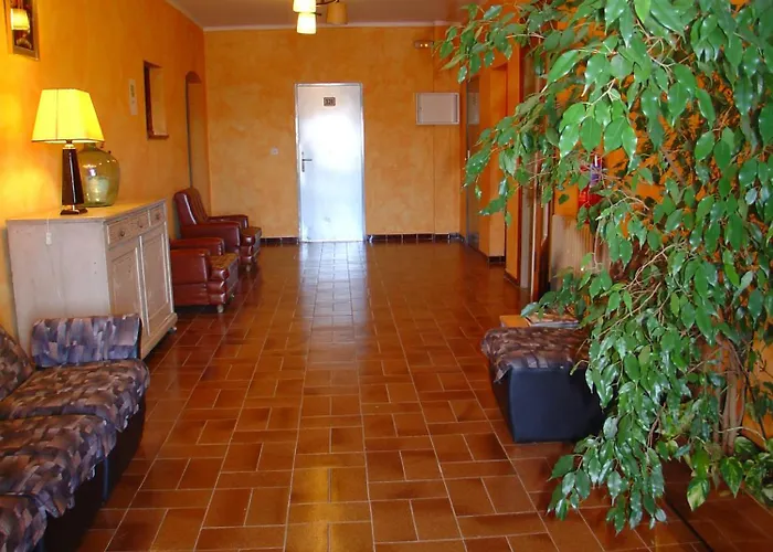 Penzion Adarnius La Bisbal d'Emporda