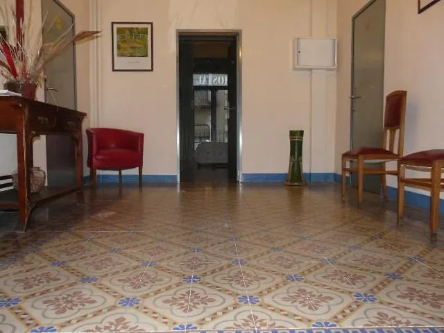 Adarnius La Bisbal d'Emporda